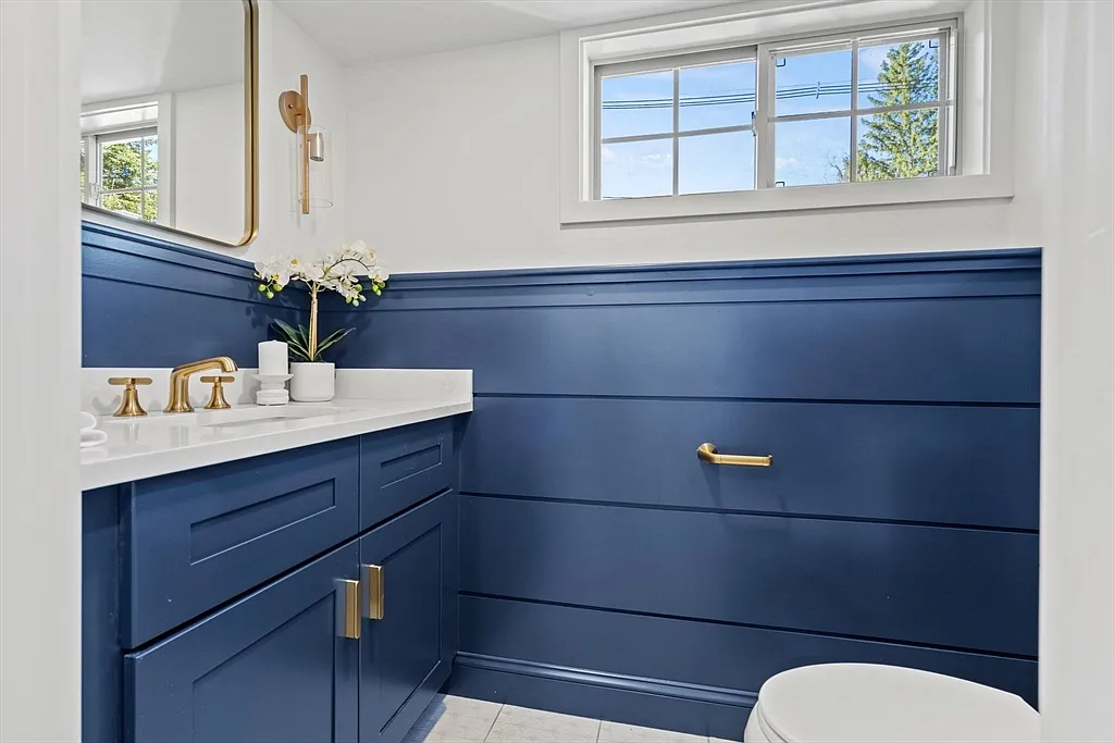 Bathroom, navy blue wainscoting